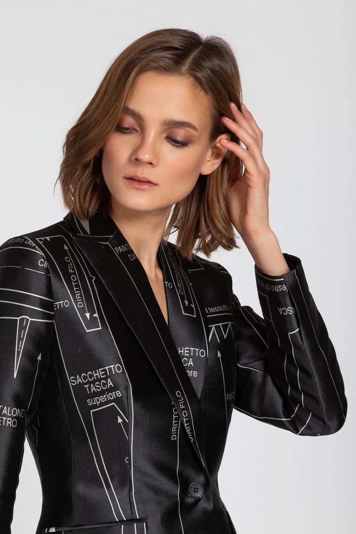 SS19   Jil. New Femininity