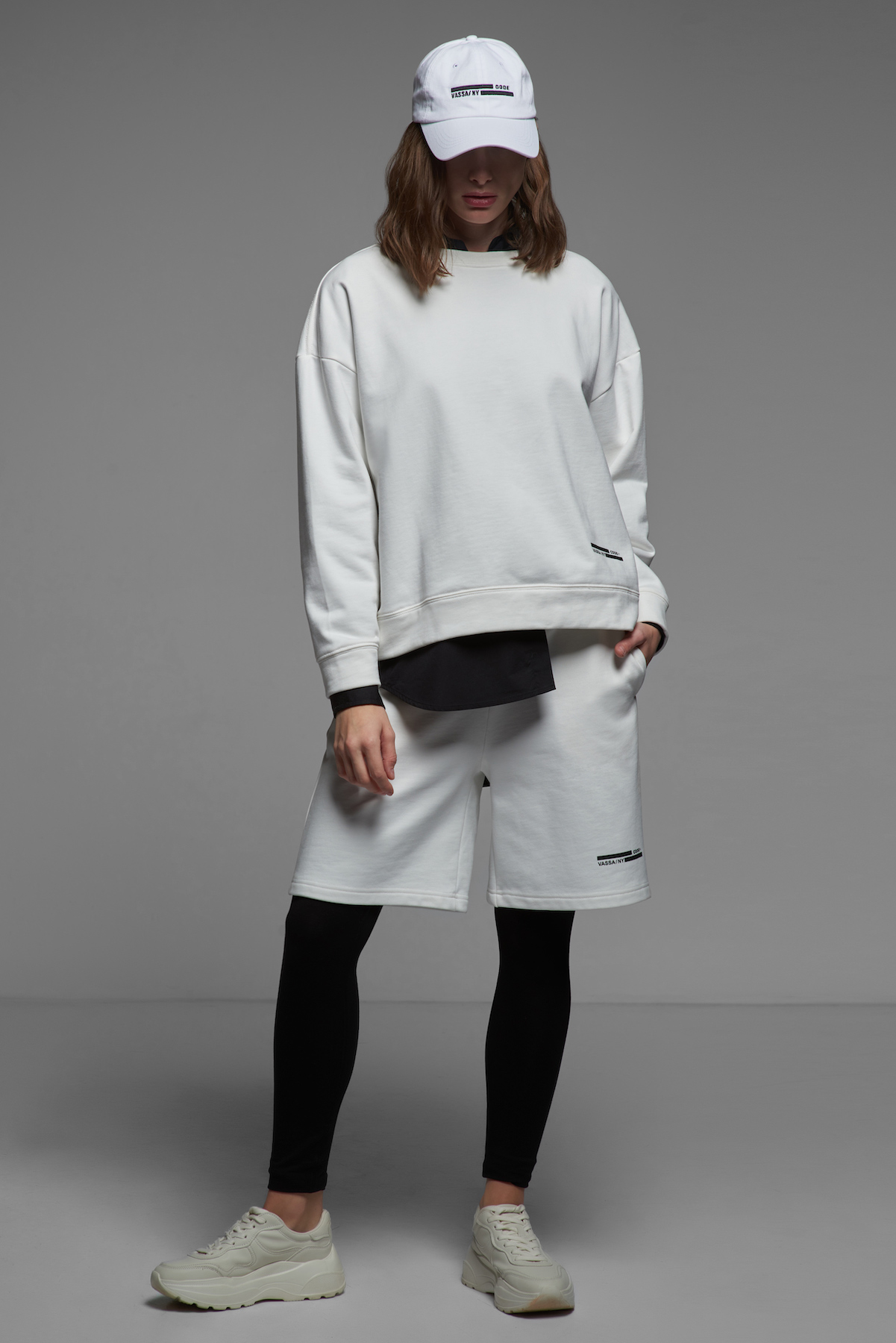 Шорты VASSA CODE, пол женский, цвет белый