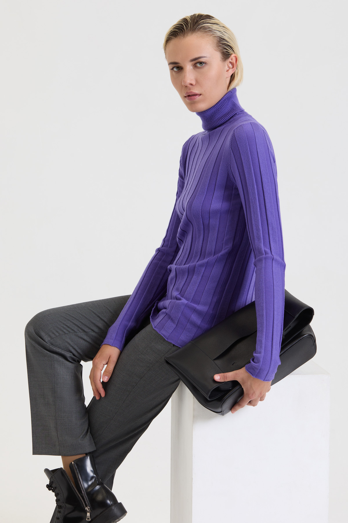 Базовая водолазка VASSA&Co, пол женский, цвет фиолетовый