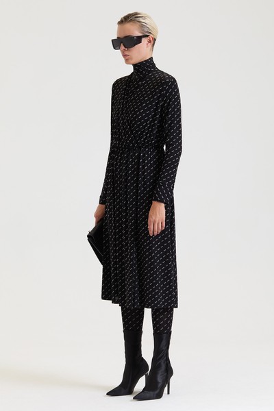 Платье с дизайнерским принтом VASSA&Co, пол женский, цвет черный