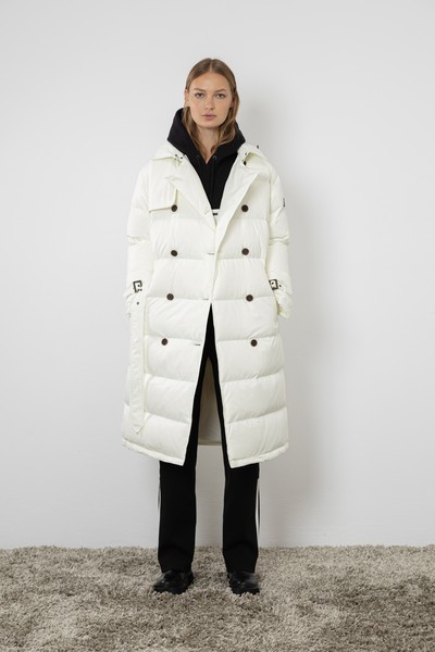 Пальто на молнии с капюшоном на кнопках VASSA CODE, пол женский, цвет белый