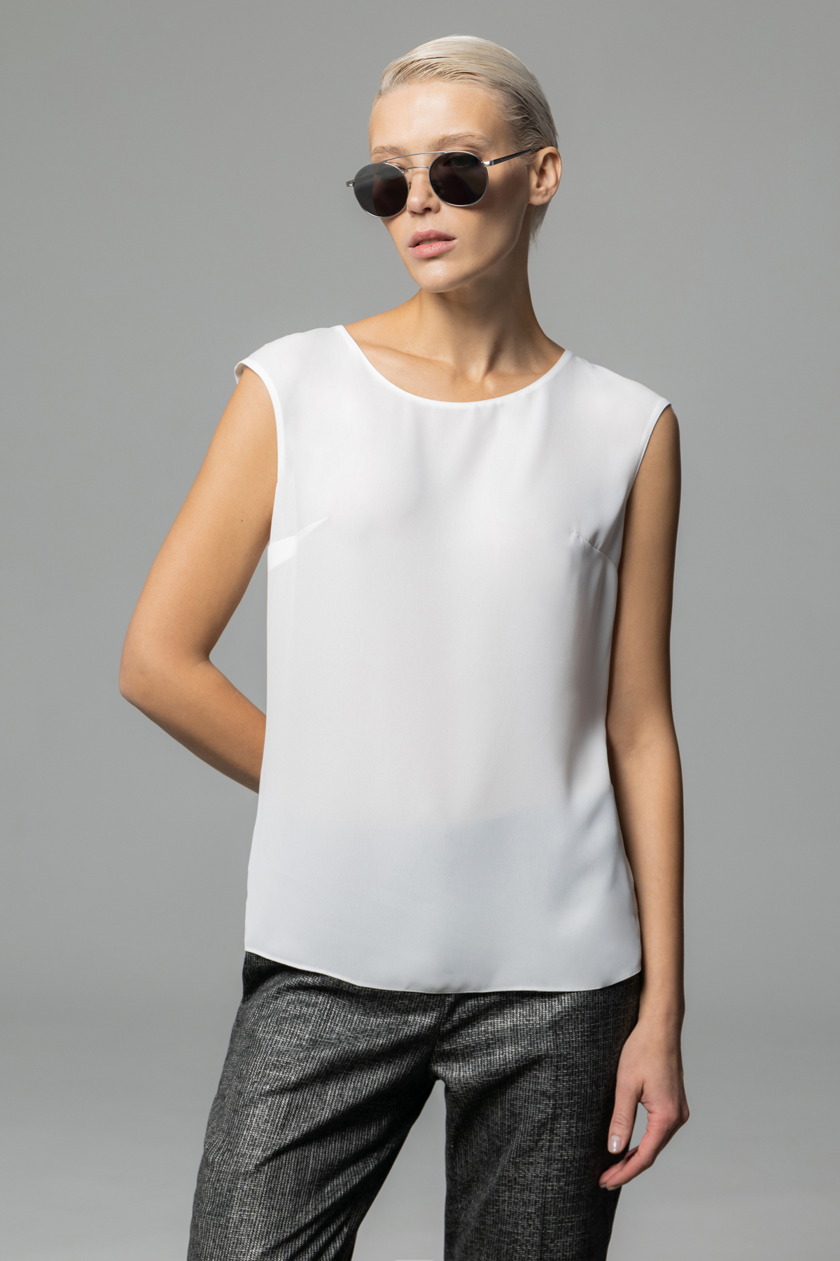 Блузка , пол женский, цвет белый