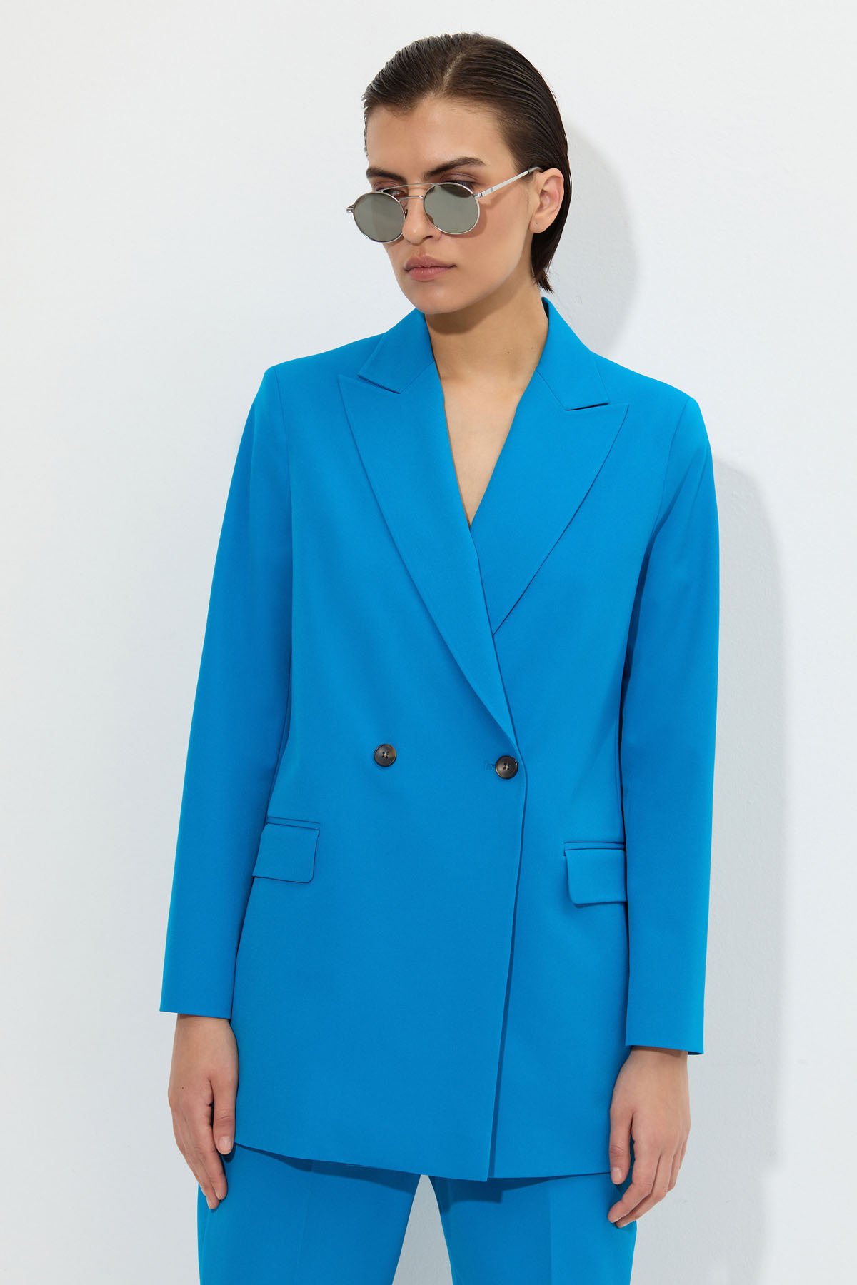 Двубортный жакет VASSA&Co, пол женский, цвет голубой