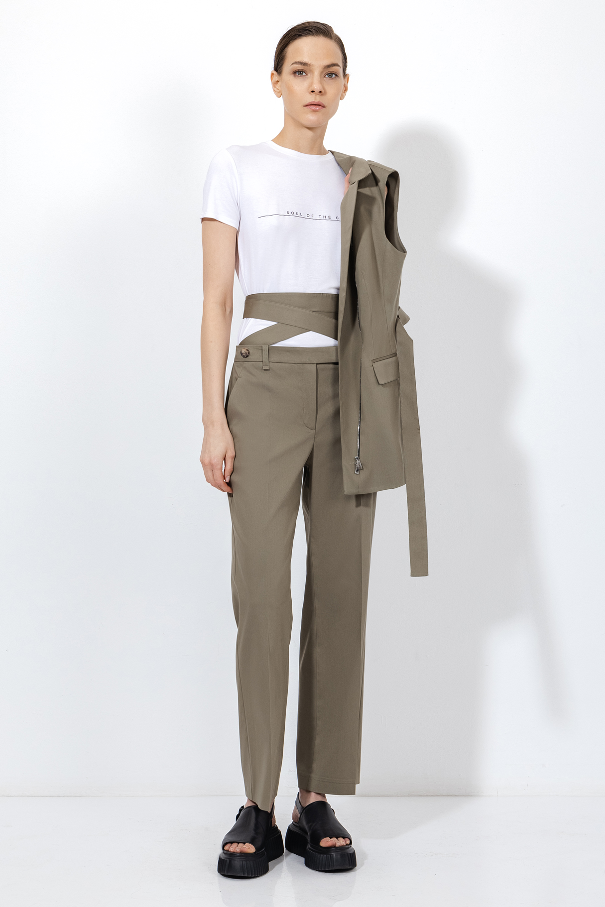 Брюки со съемной деталью VASSA&Co, пол женский, цвет хаки