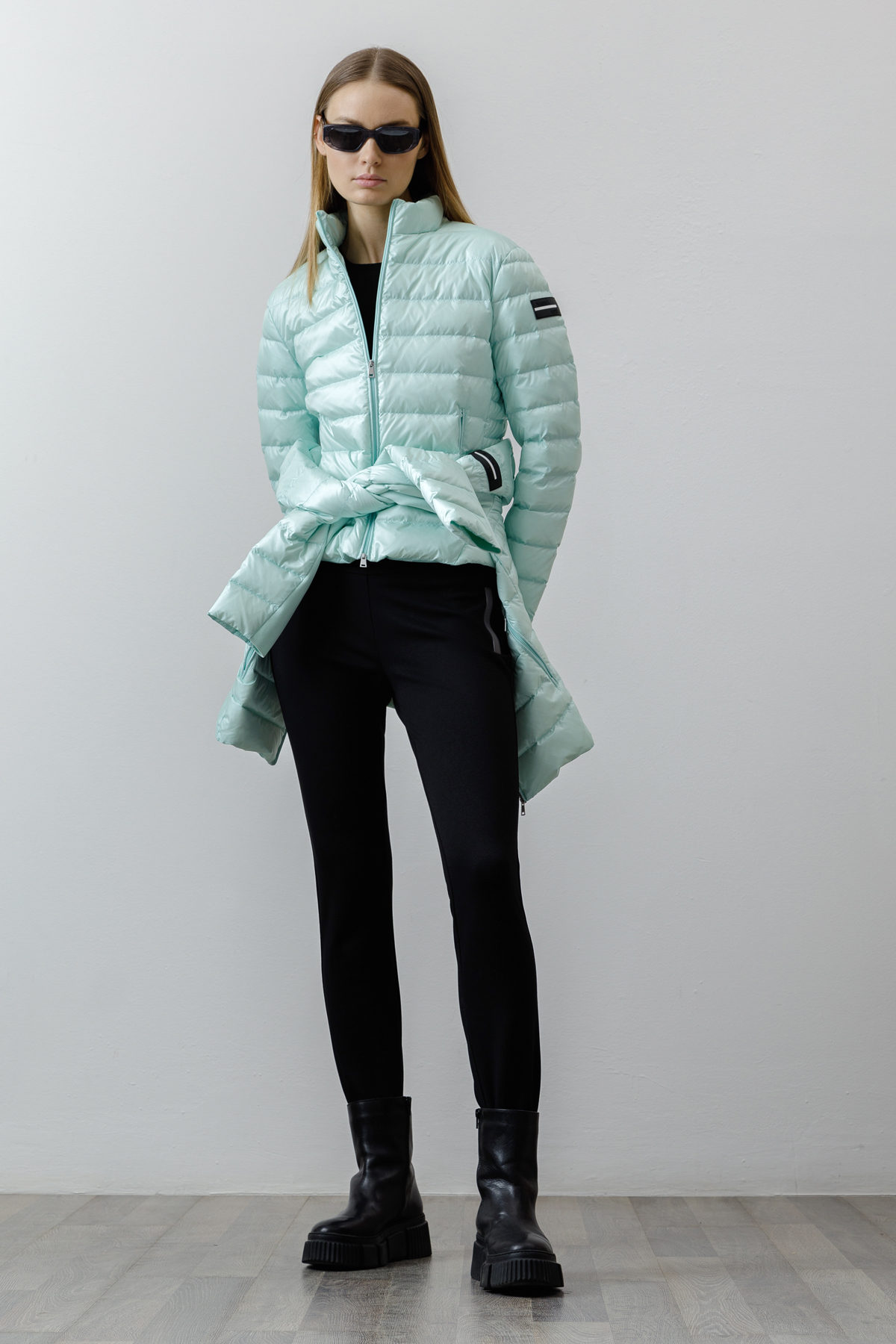 Jacket VASSA CODE, пол female, цвет зеленый