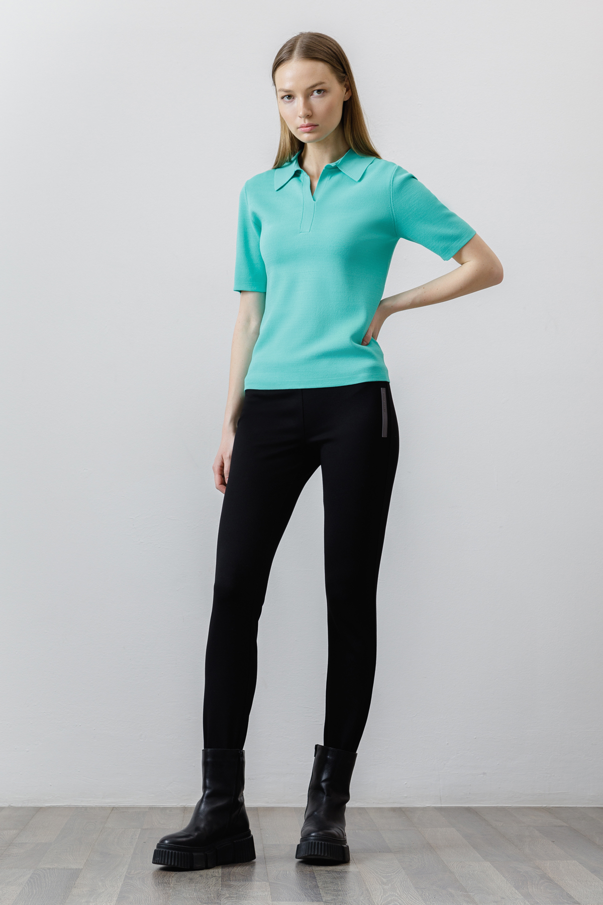 Поло в бирюзовом оттенке VASSA CODE, пол женский, цвет зеленый