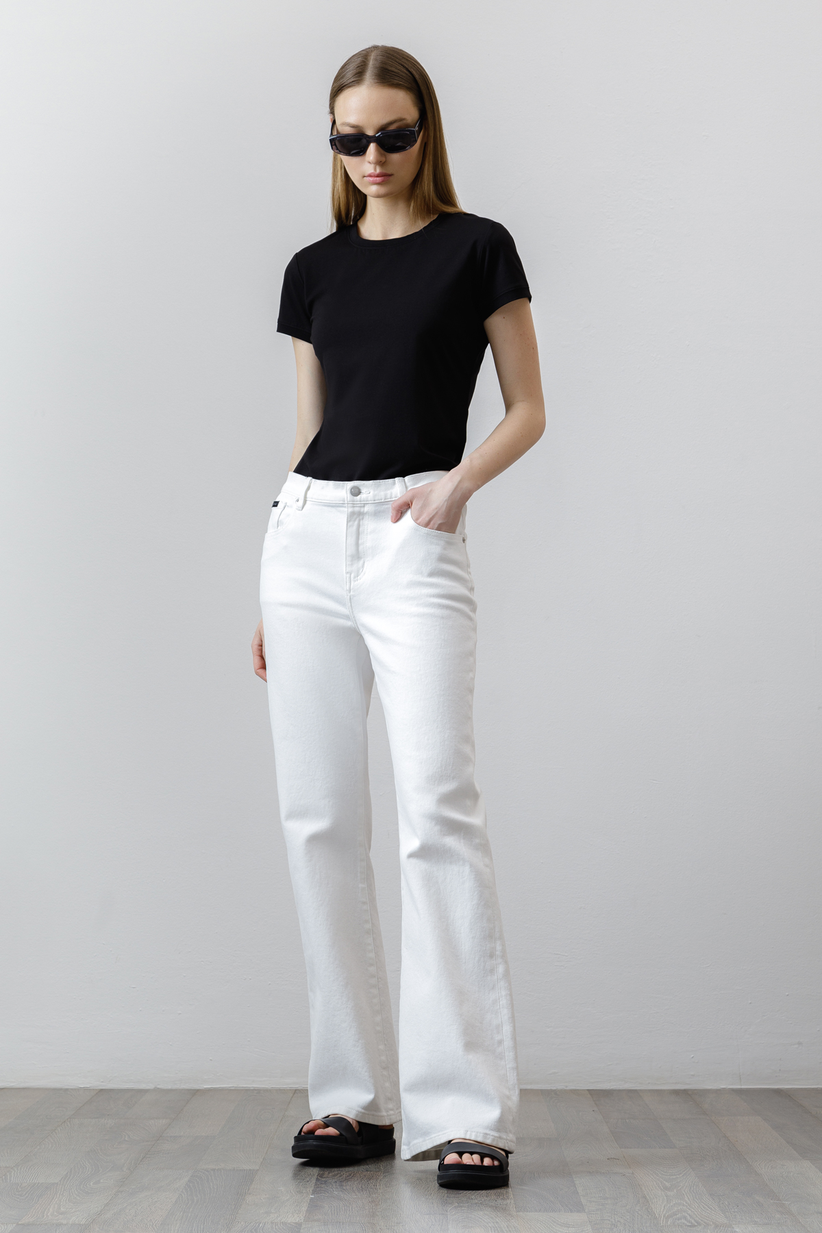 Джинсы RIO MID RISE , пол женский, цвет белый