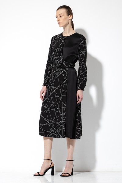 Двухцветное платье с принтом VASSA&Co, пол женский, цвет черный