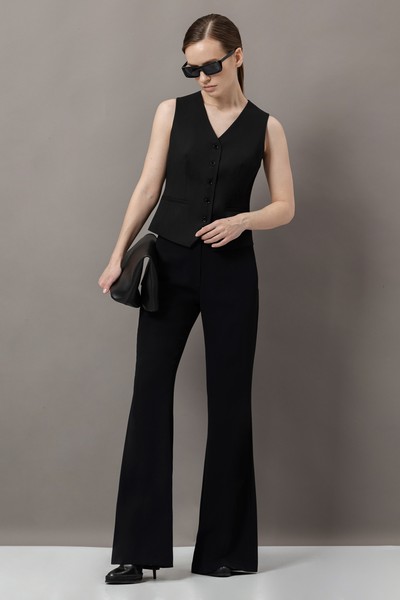 Жилет приталенного кроя VASSA&Co, пол женский, цвет черный