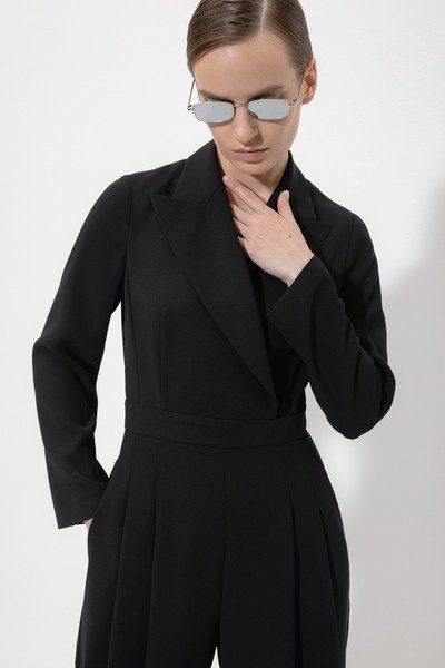 Комбинезон VASSA&Co, пол женский, цвет черный