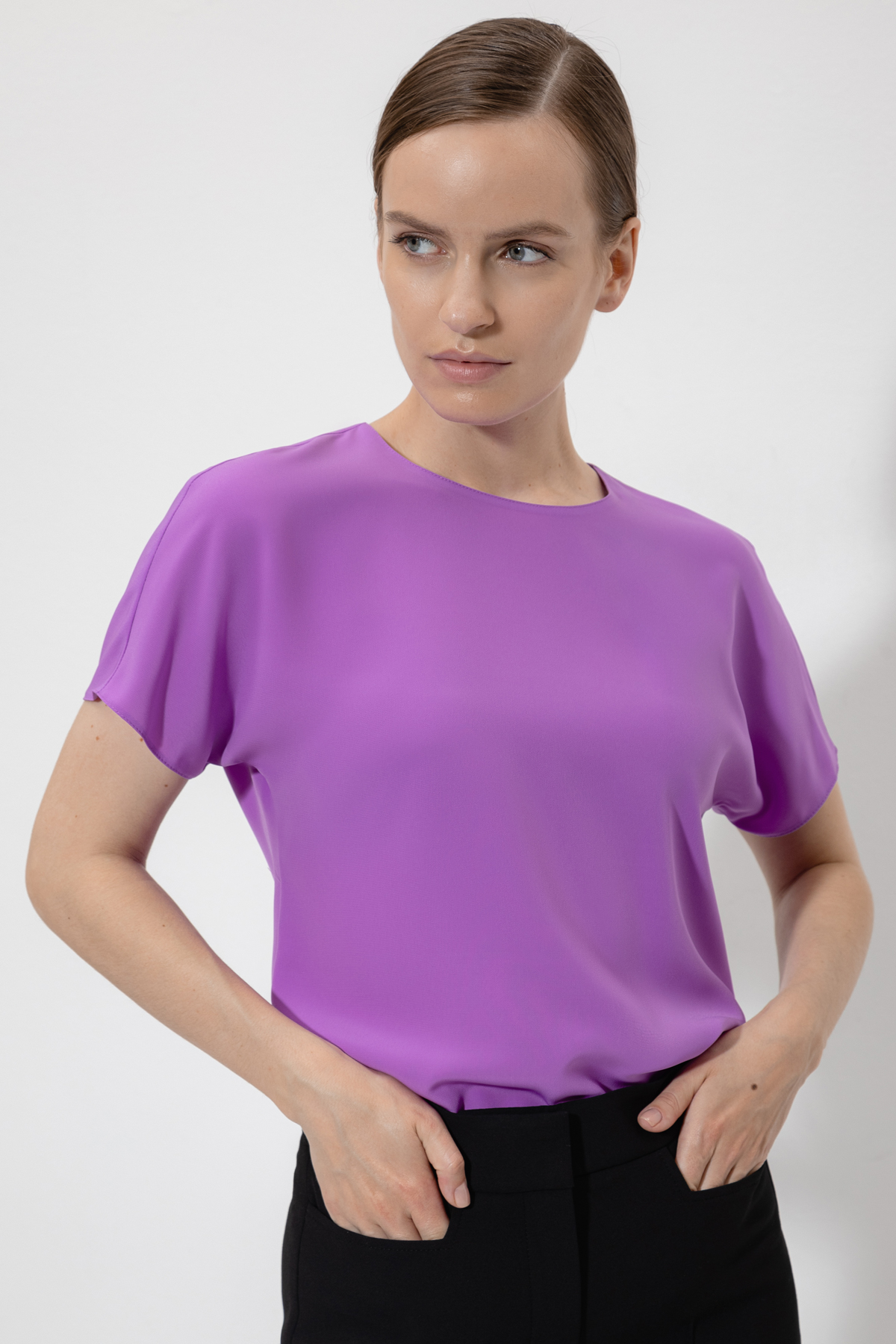 Блузка VASSA&Co, пол женский, цвет фиолетовый