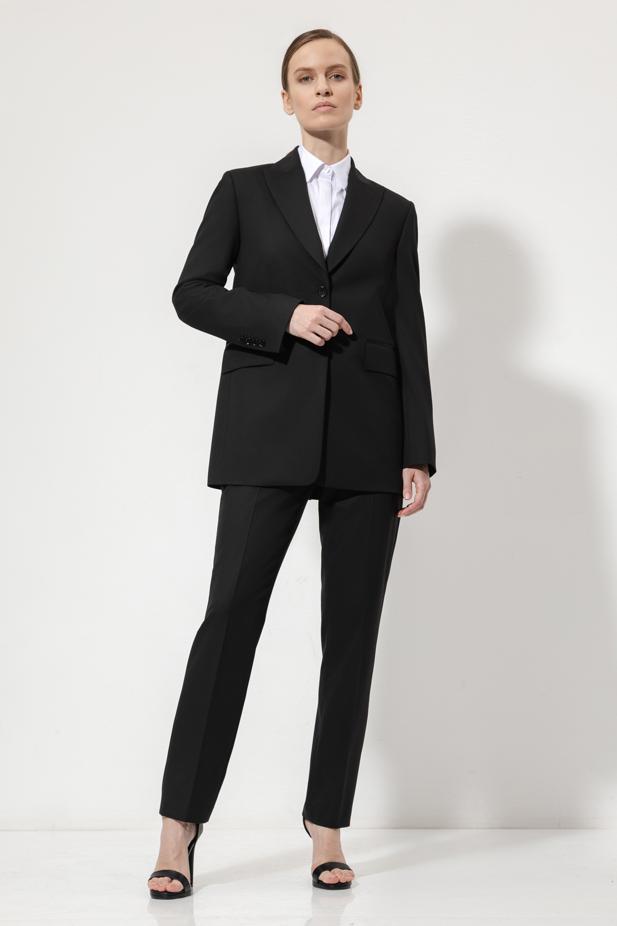 Базовый жакет VASSA&Co, пол женский, цвет черный