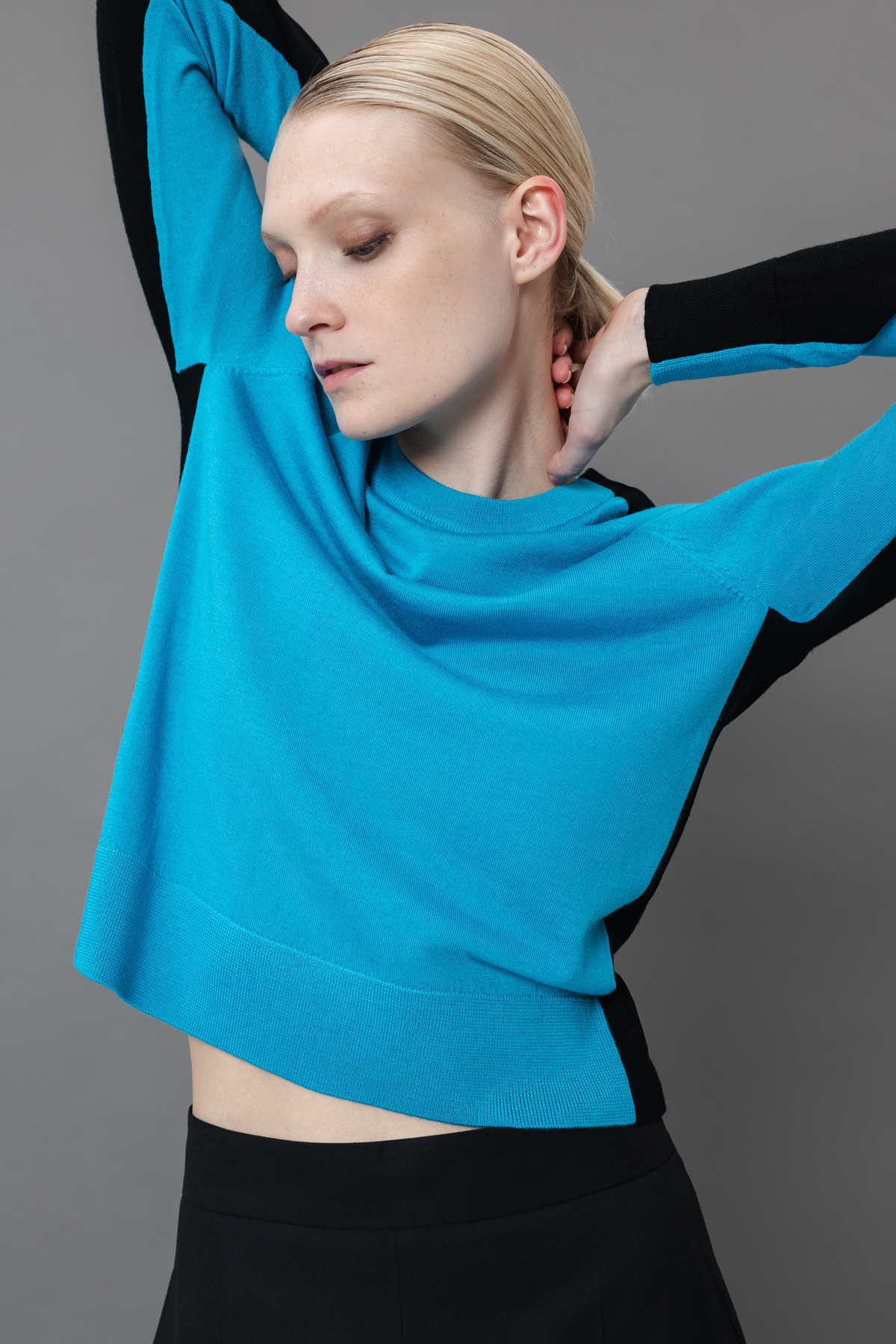 Джемпер из шерсти VASSA&Co, пол женский, цвет голубой