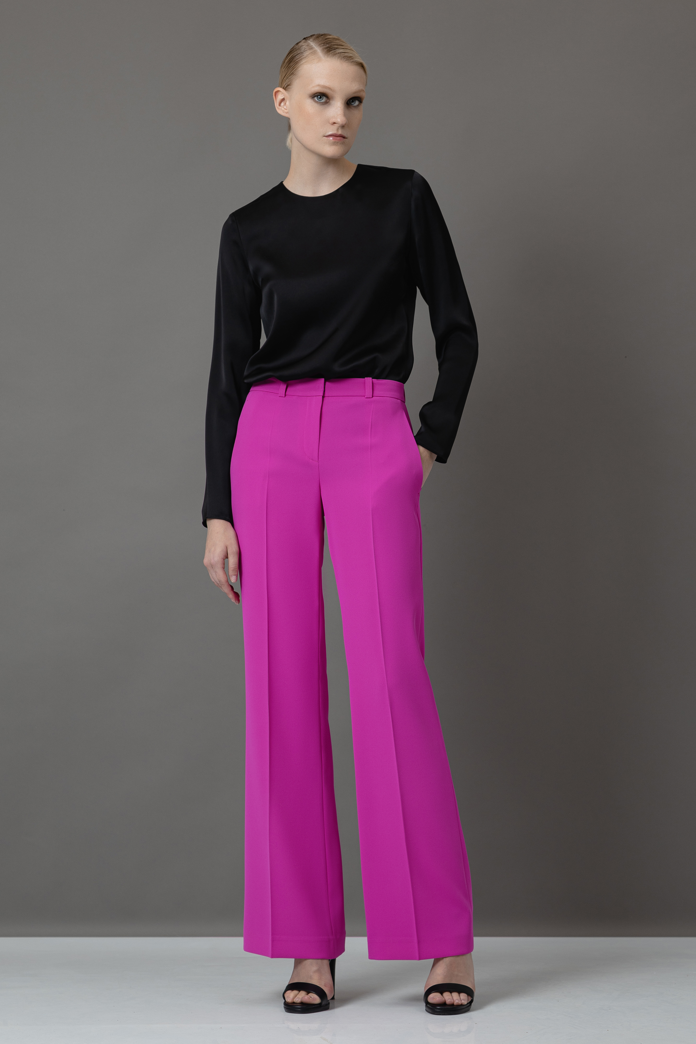 Брюки VASSA&Co, пол женский, цвет розовый