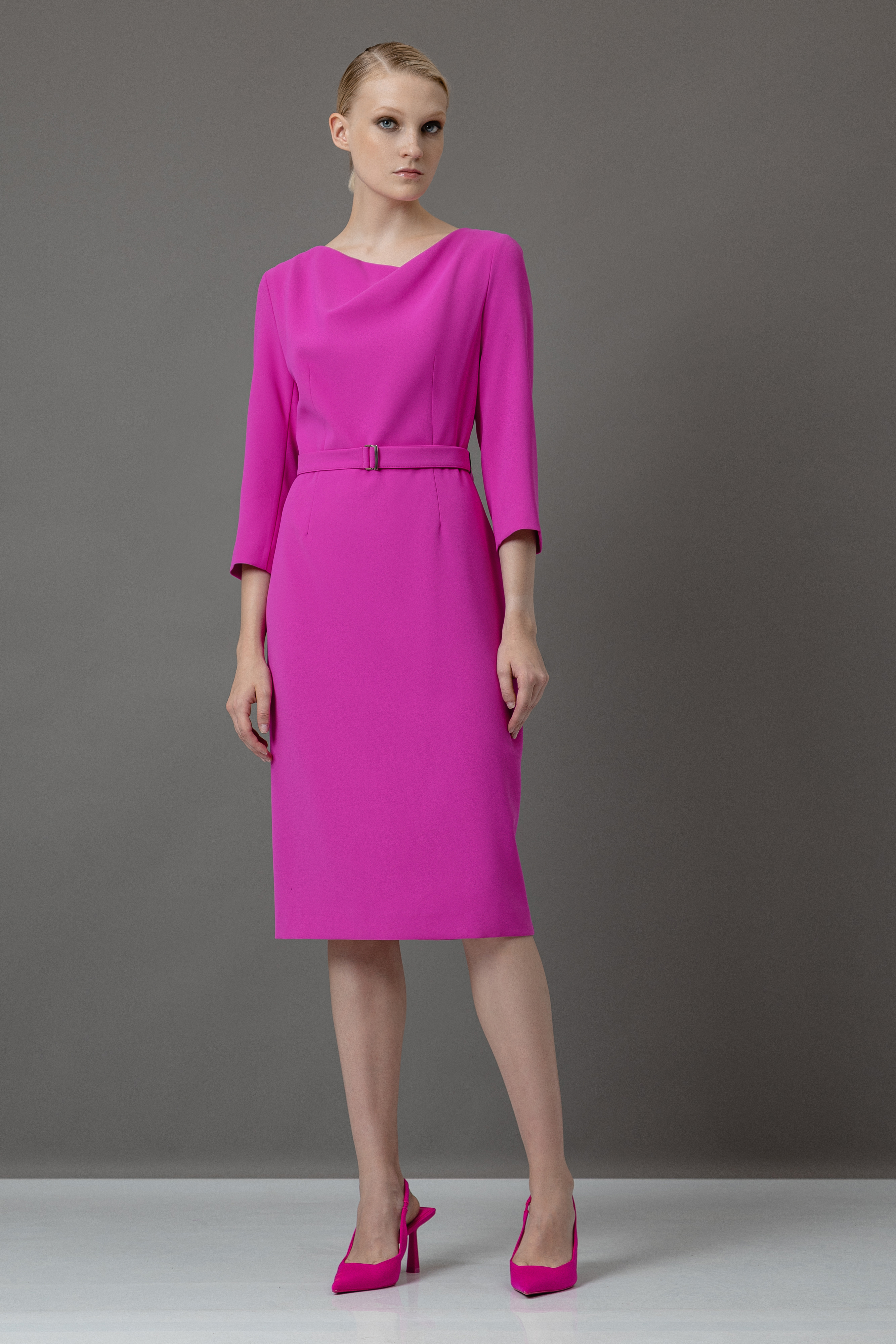 Платье с асимметричным вырезом VASSA&Co, пол женский, цвет розовый