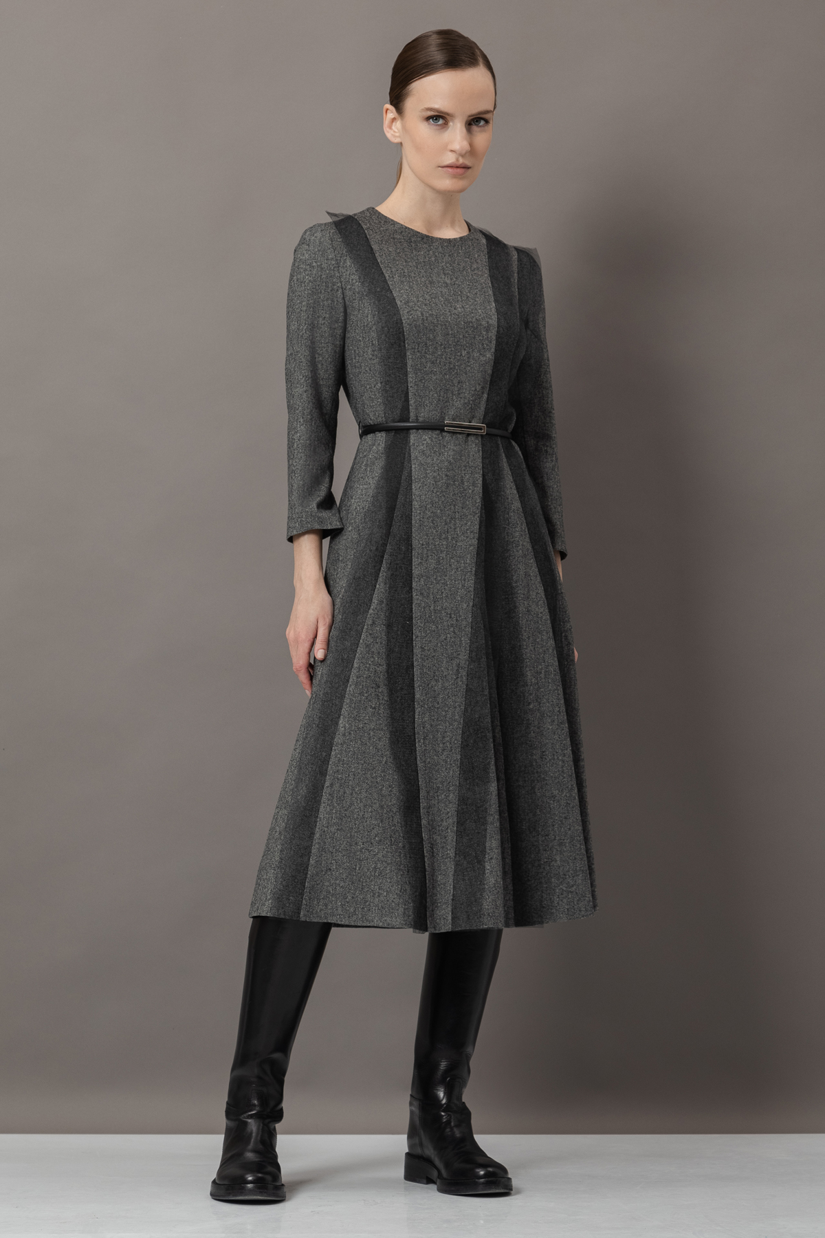 Платье с деталями из сетки VASSA&Co, пол женский, цвет серый