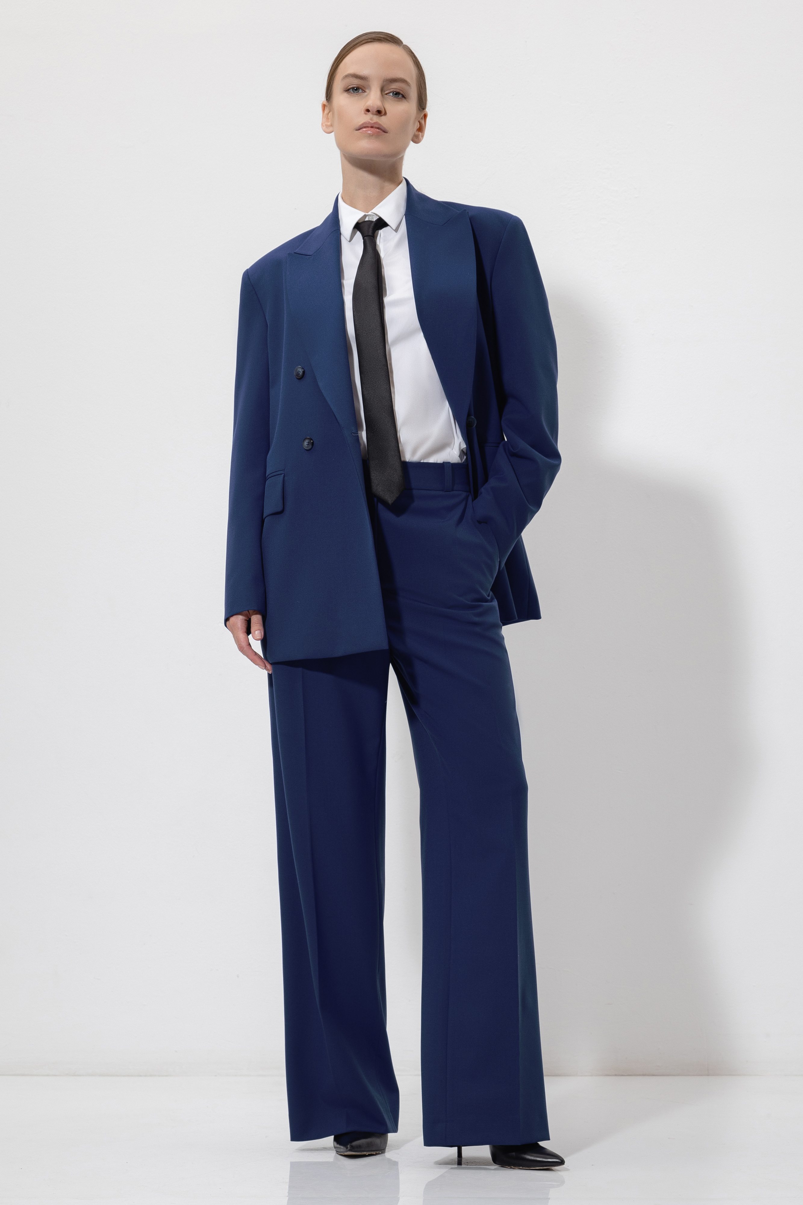 Жакет прямого кроя VASSA&Co, пол женский, цвет синий