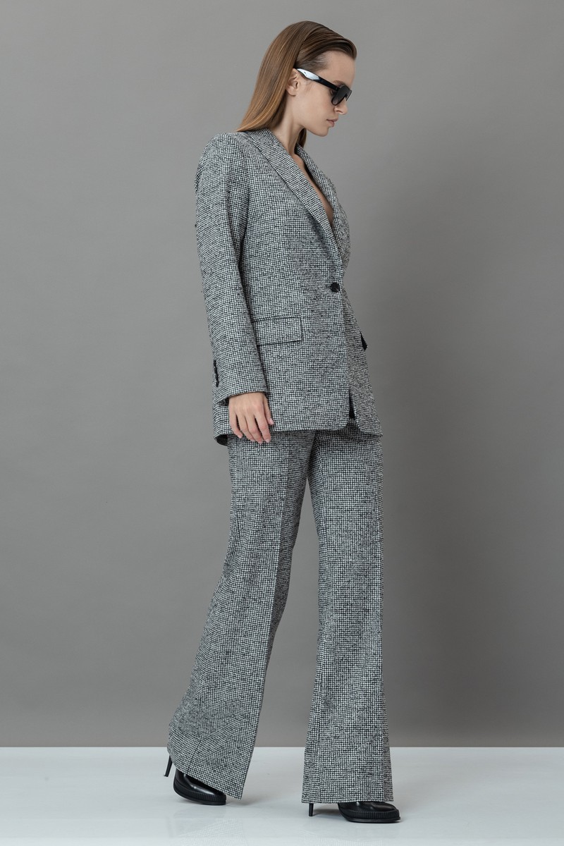 Брюки из фактурной ткани VASSA&Co, пол female, цвет black