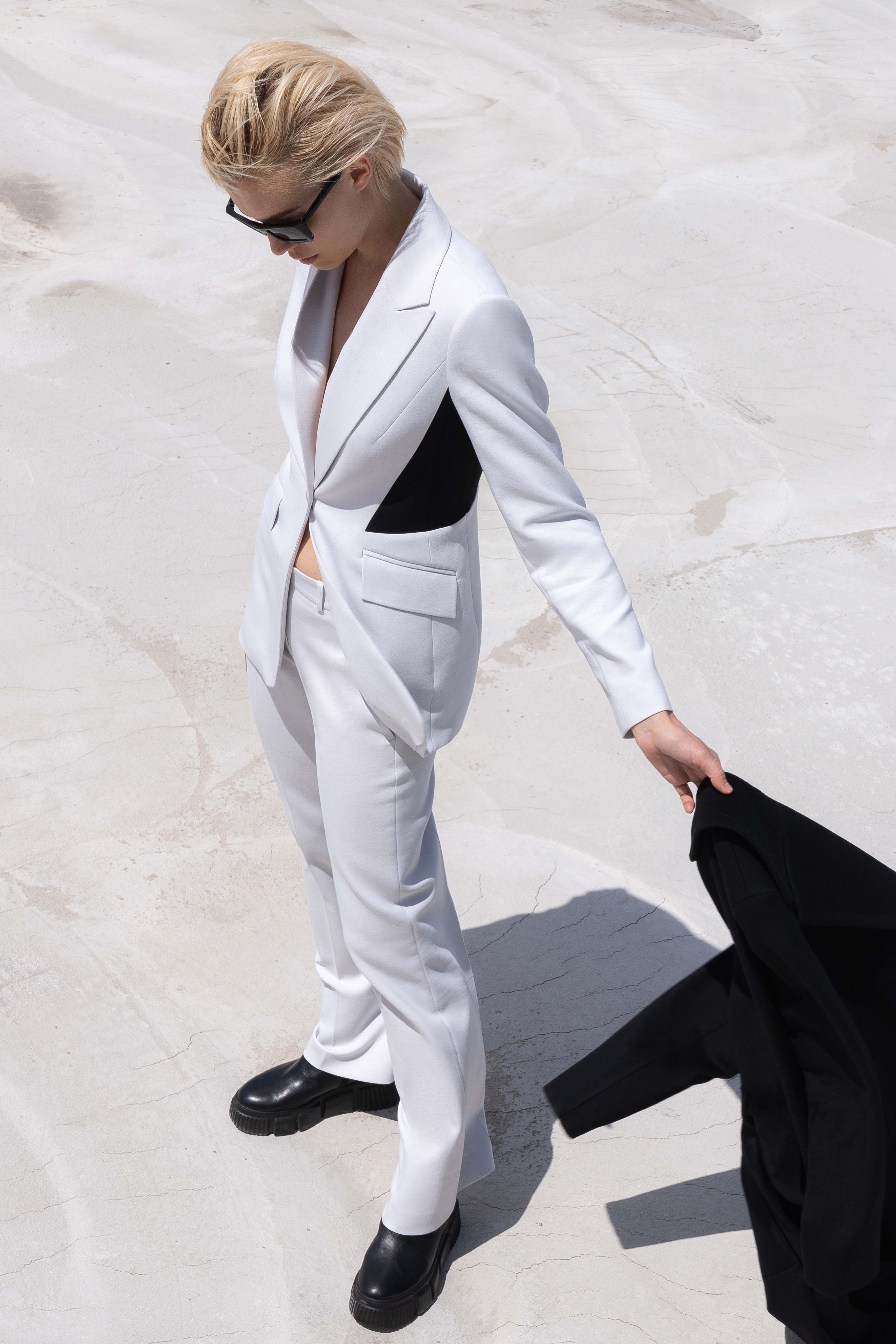 Жакет с контрастными деталями VASSA&Co, пол женский, цвет белый