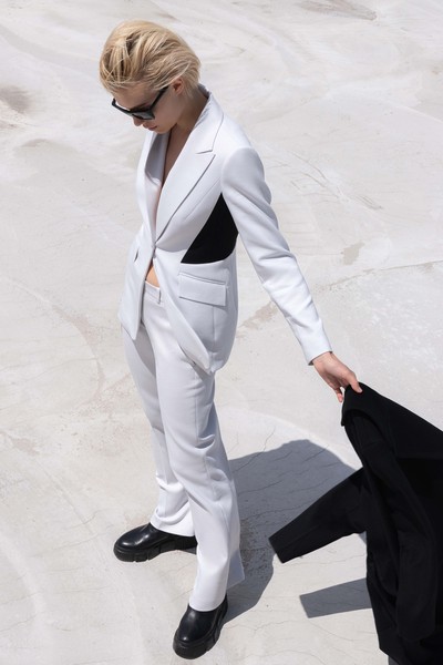 Жакет с контрастными деталями VASSA&Co, пол женский, цвет белый