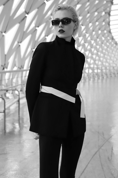 Жакет с контрастным поясом VASSA&Co, пол женский, цвет черный