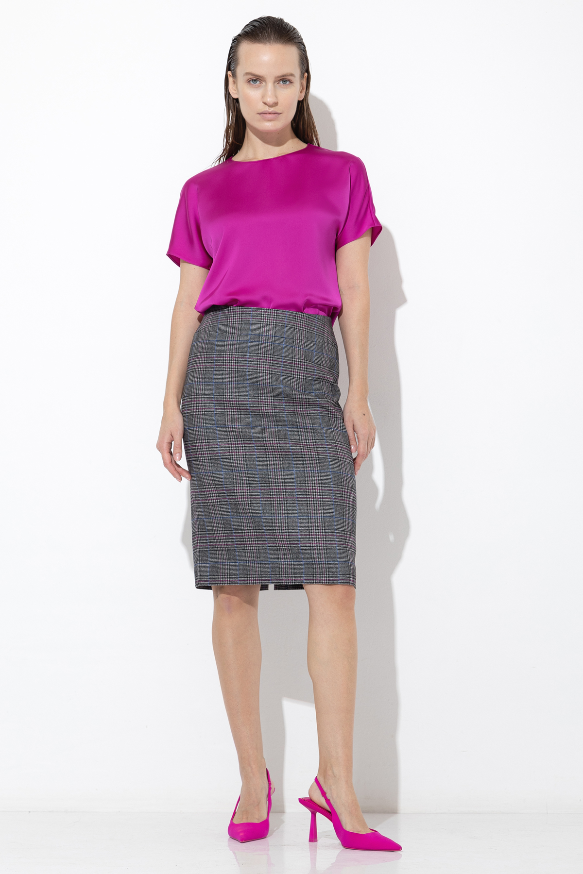 Блузка VASSA&Co, пол женский, цвет фиолетовый