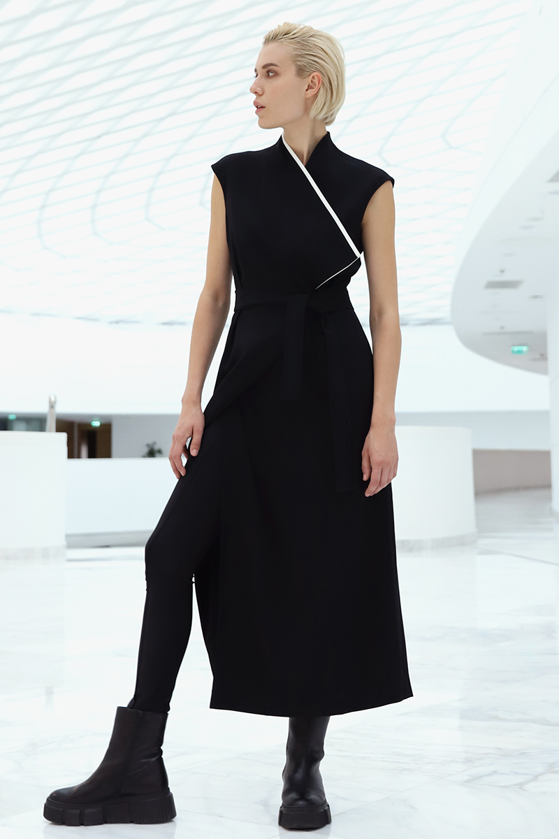 Платье с асимметричным вырезом VASSA&Co, пол женский, цвет черный