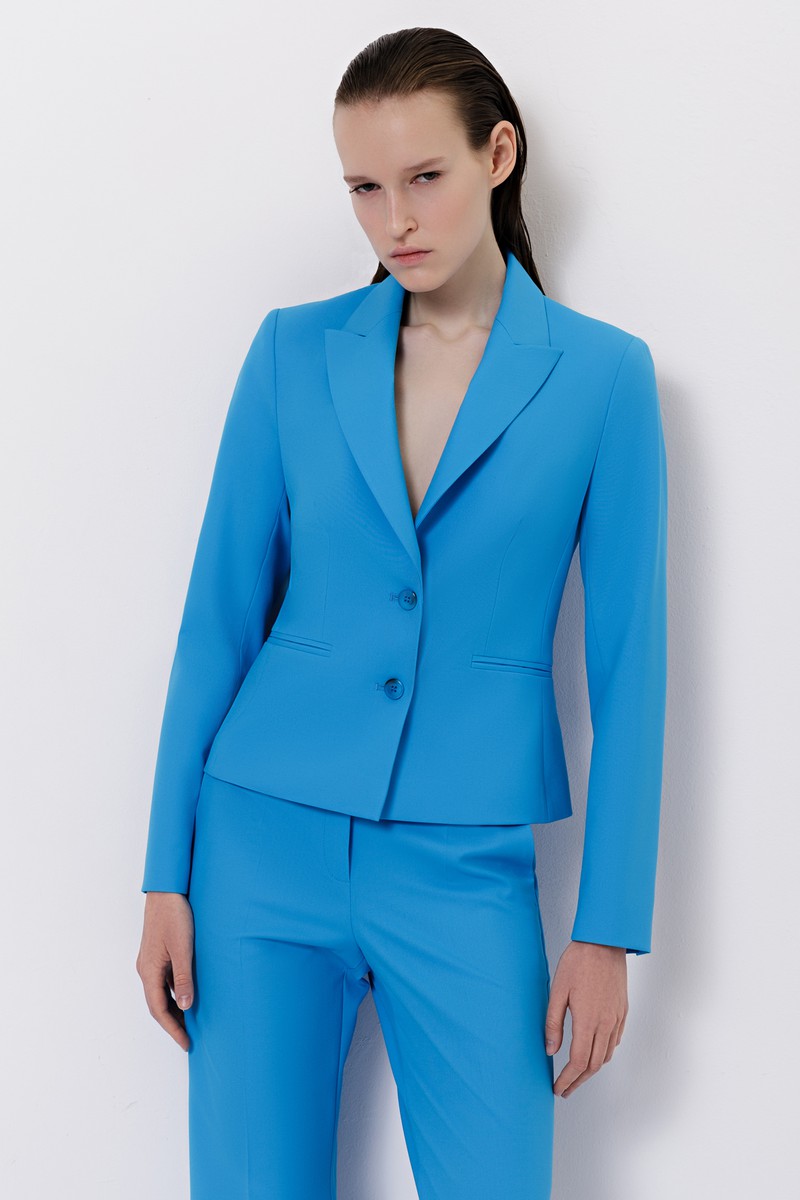 Укороченный жакет VASSA&Co, пол женский, цвет голубой