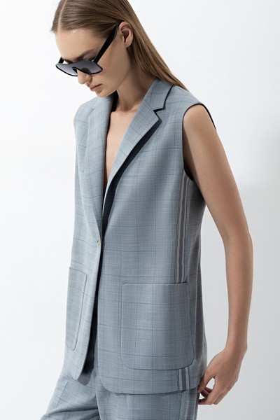 Жилет с тесьмой , пол женский, цвет серый