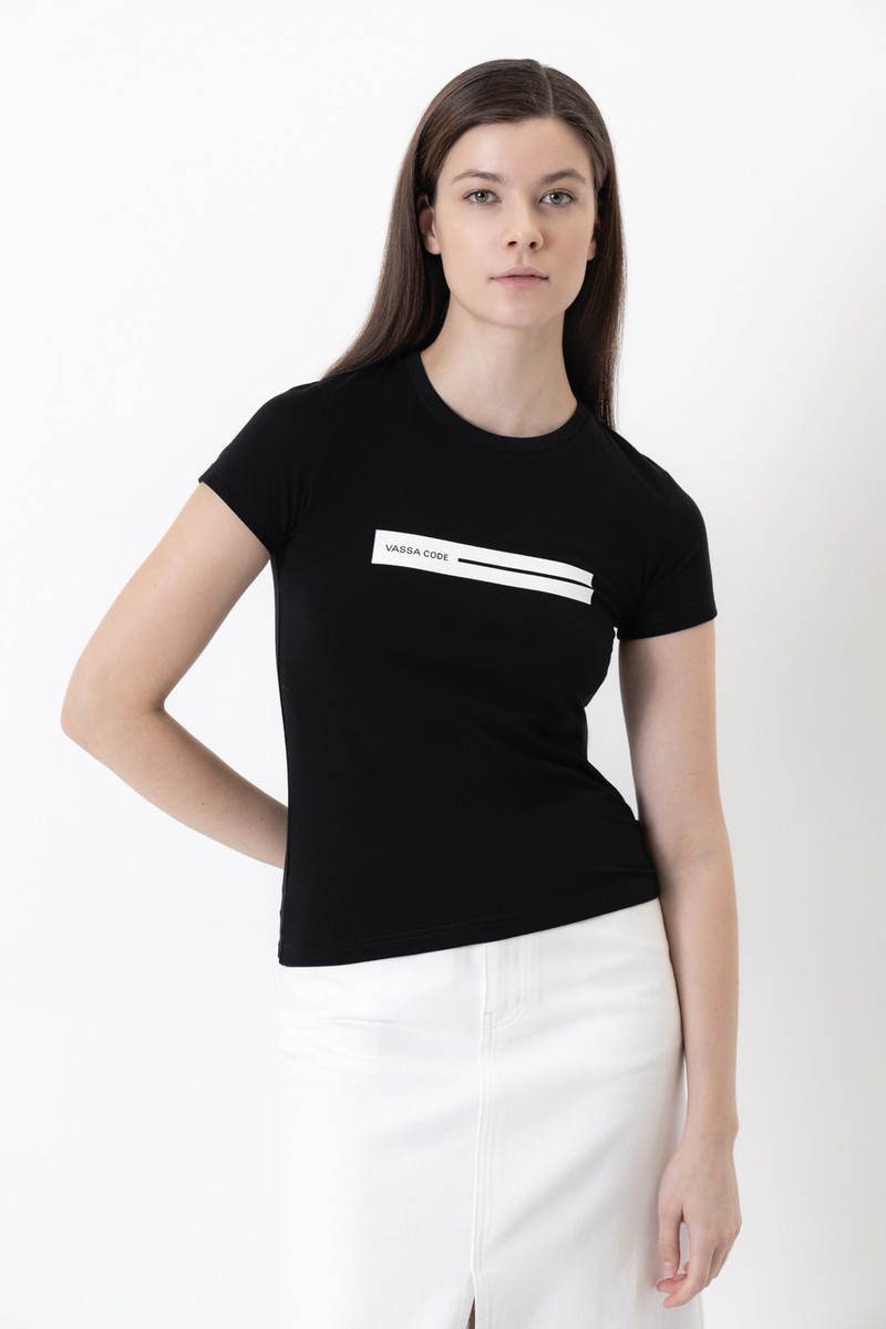 Футболка приталенного кроя VASSA CODE, пол женский, цвет черный