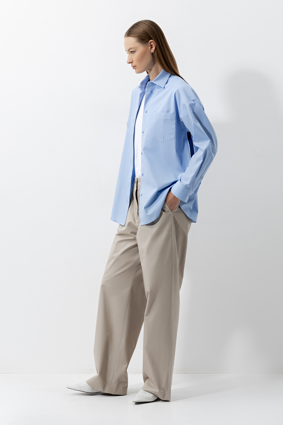 Рубашка с контрастной тесьмой , пол женский, цвет голубой