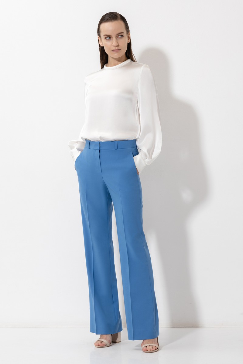 Брюки со стрелками VASSA&Co, пол женский, цвет синий