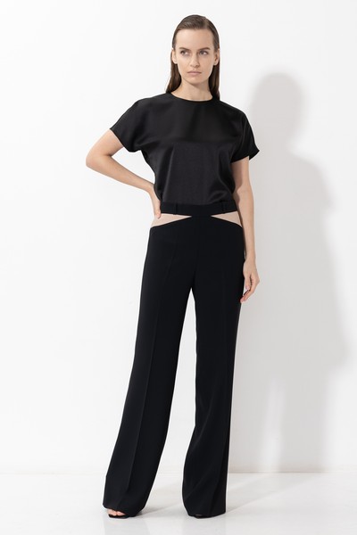 Брюки с контрастными вставками VASSA&Co, пол женский, цвет черный