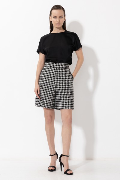 Шорты в гусиную лапку VASSA&Co, пол женский, цвет черный