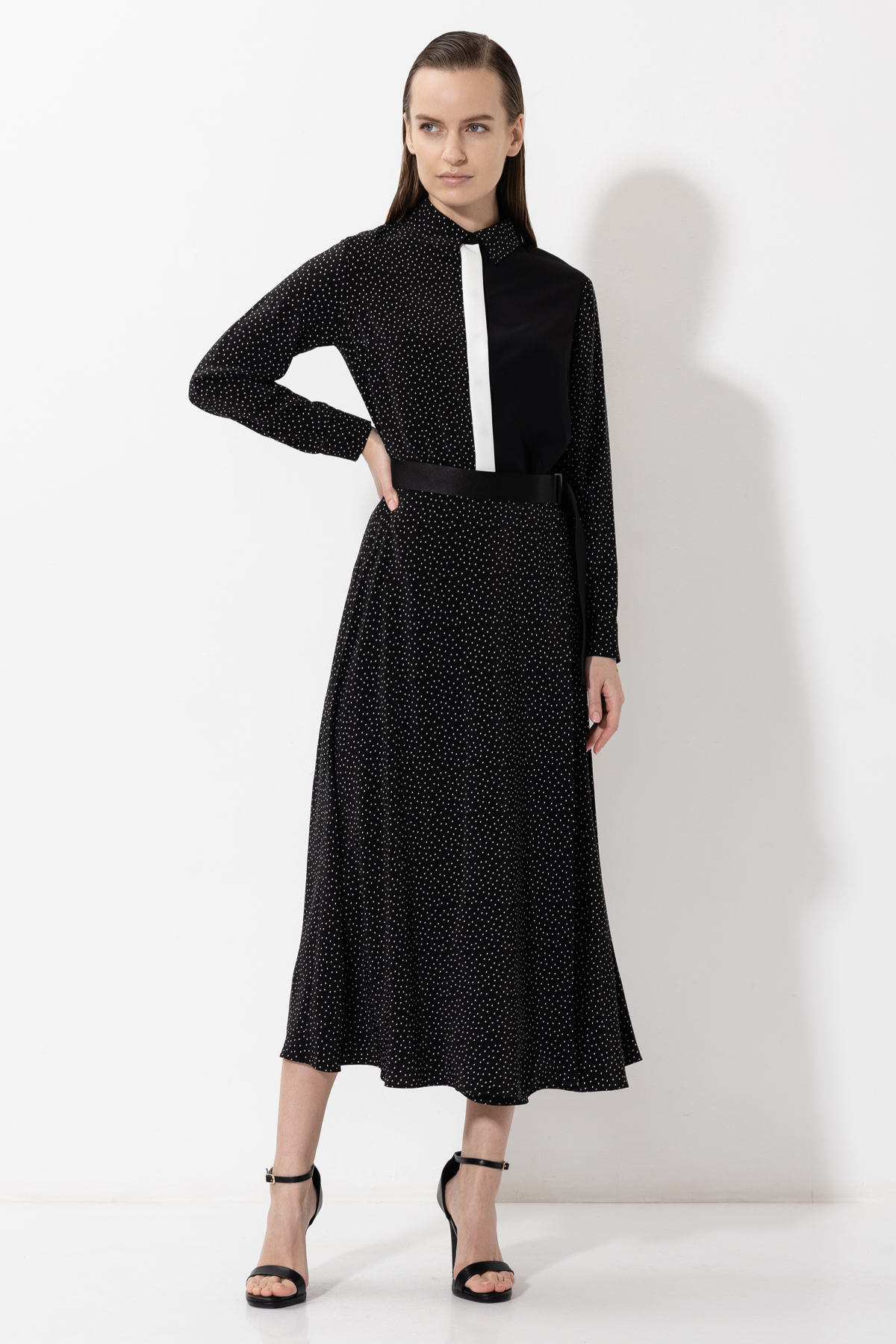 Платье-трансформер , пол женский, цвет черный