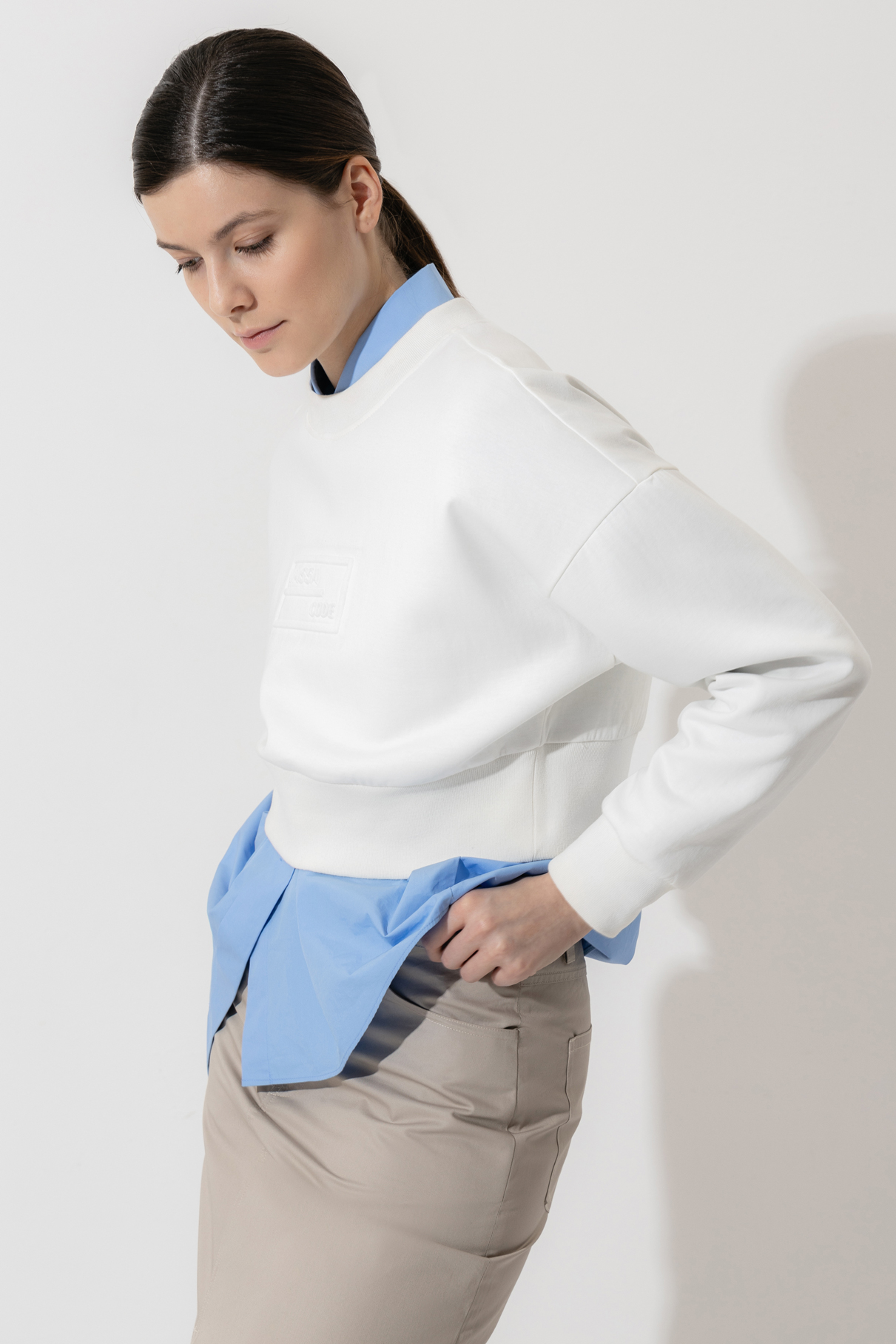 Sweatshirt VASSA CODE, пол female, цвет white