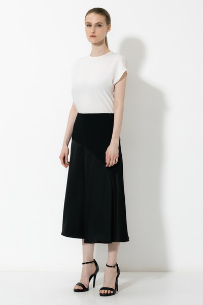 Юбка VASSA&Co, пол женский, цвет черный