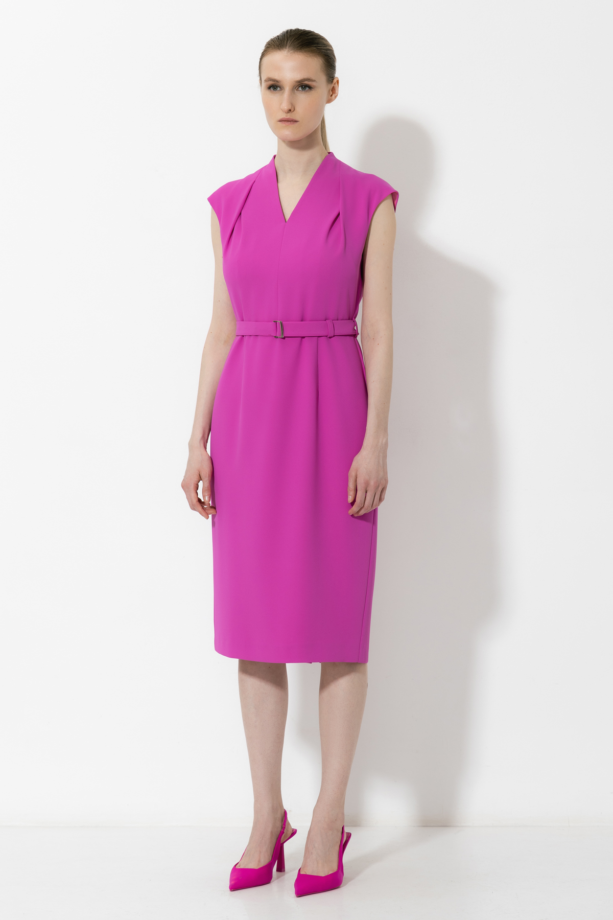 Dress VASSA&Co, пол female, цвет pink