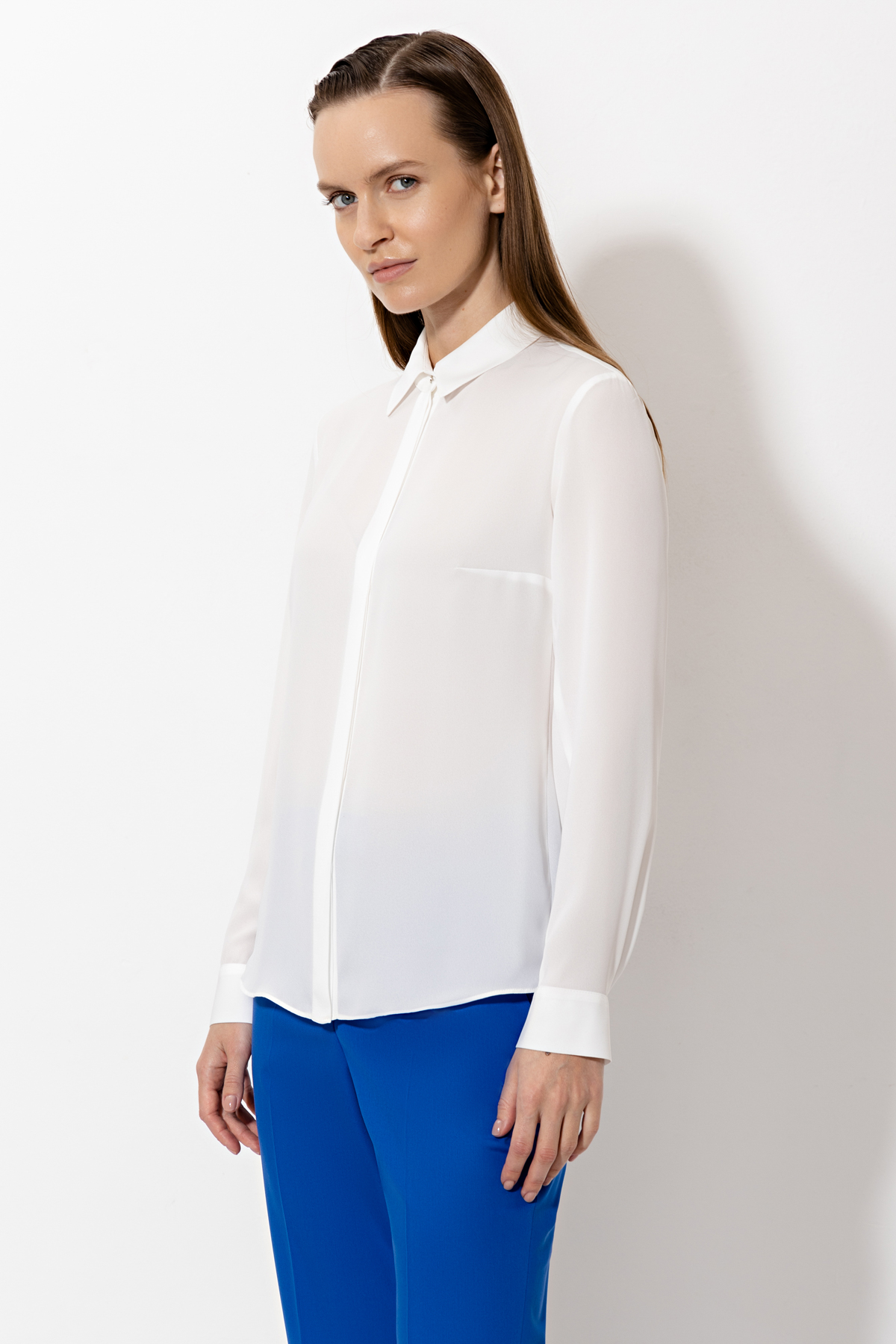 Блузка , пол женский, цвет белый