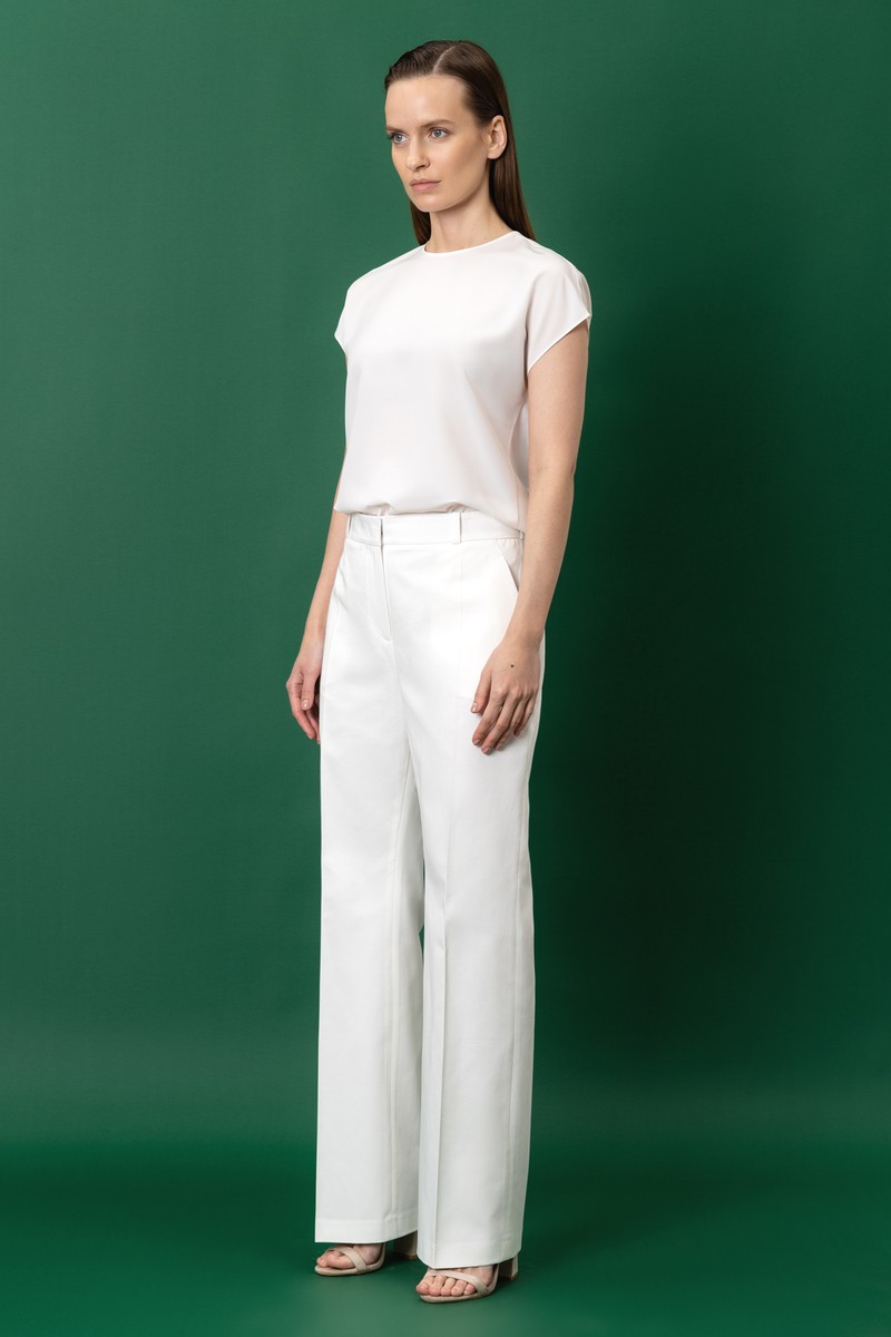 Trousers VASSA&Co, пол female, цвет white