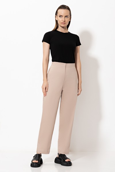 Trousers VASSA&Co, пол female, цвет бежевый