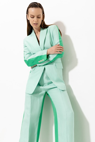 Jacket VASSA&Co, пол female, цвет голубой