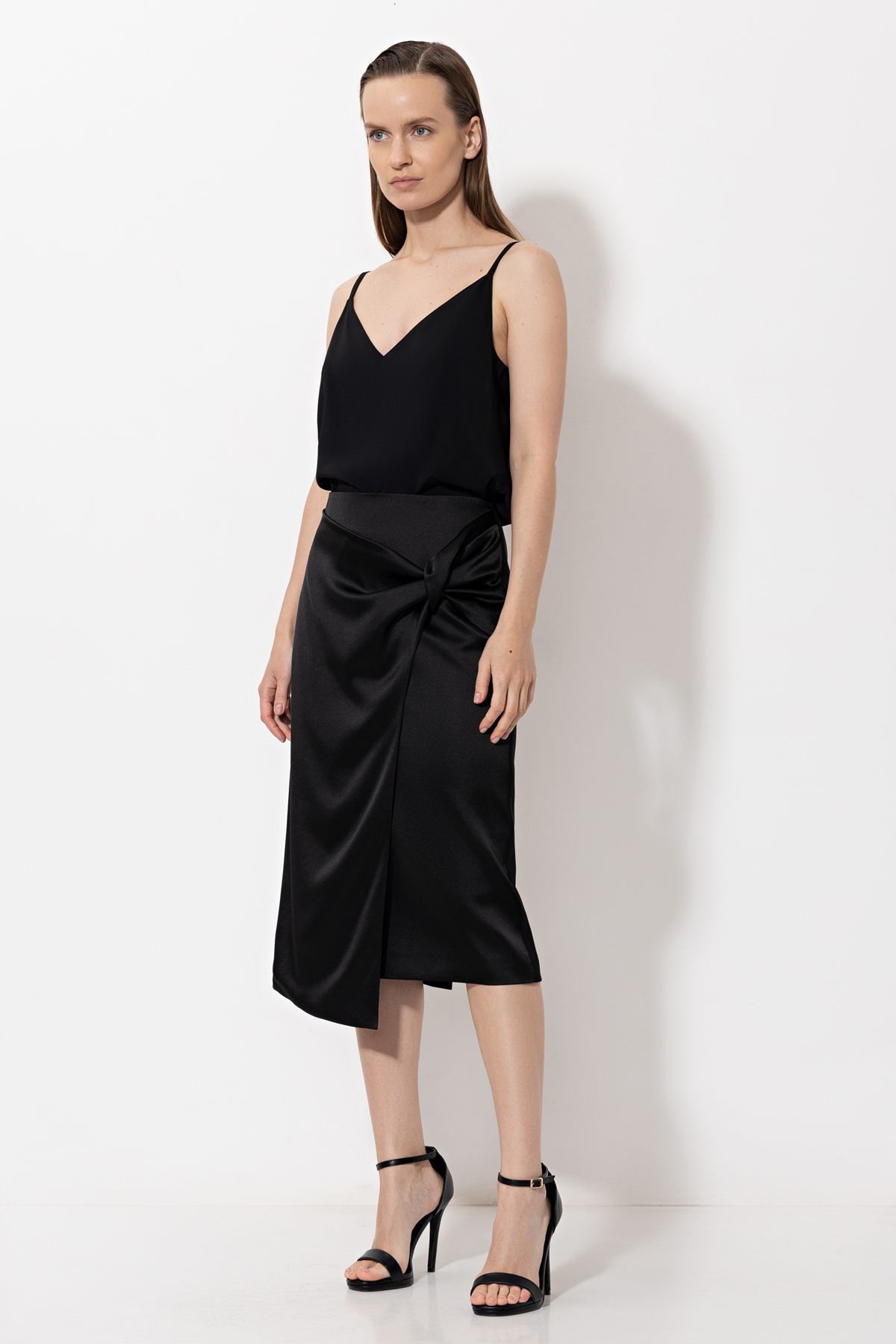 Skirt VASSA&Co, пол female, цвет black