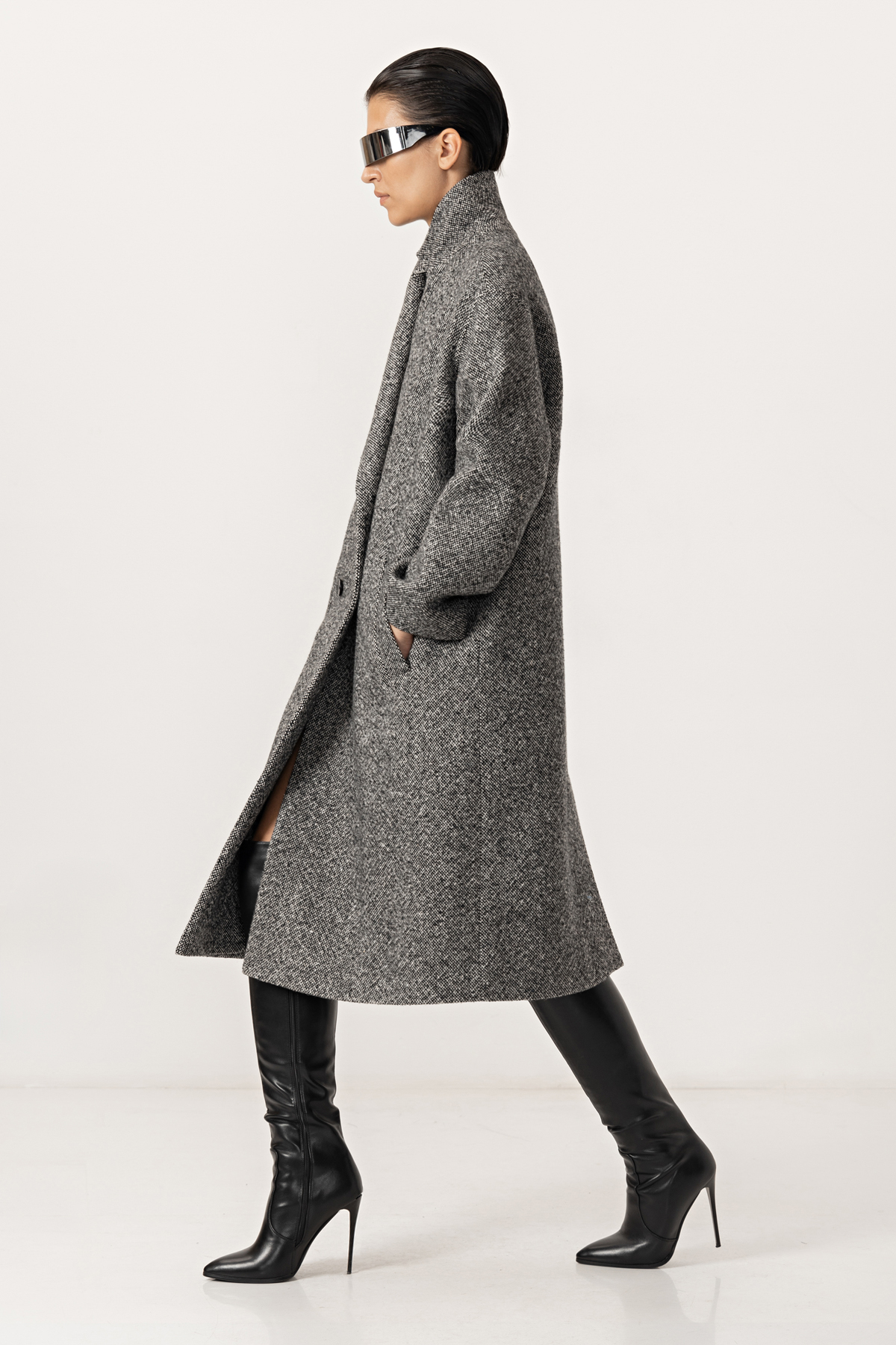 Пальто VASSA&Co, пол женский, цвет черный