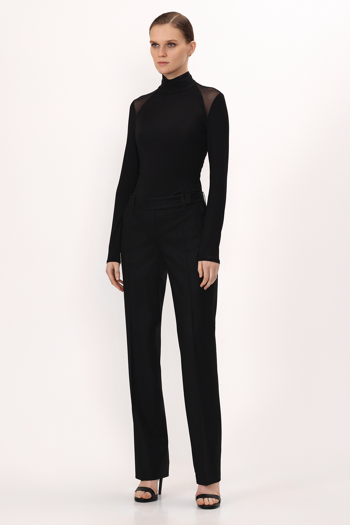 Брюки VASSA&Co, пол женский, цвет черный