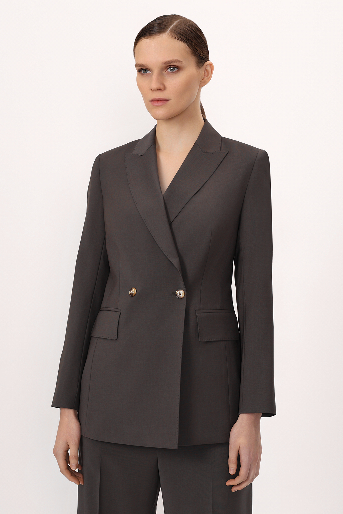 Двубортный жакет VASSA&Co, пол женский, цвет коричневый