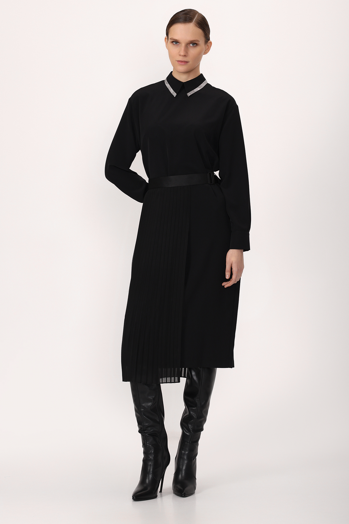 Платье со съемным фартуком VASSA&Co, пол женский, цвет черный