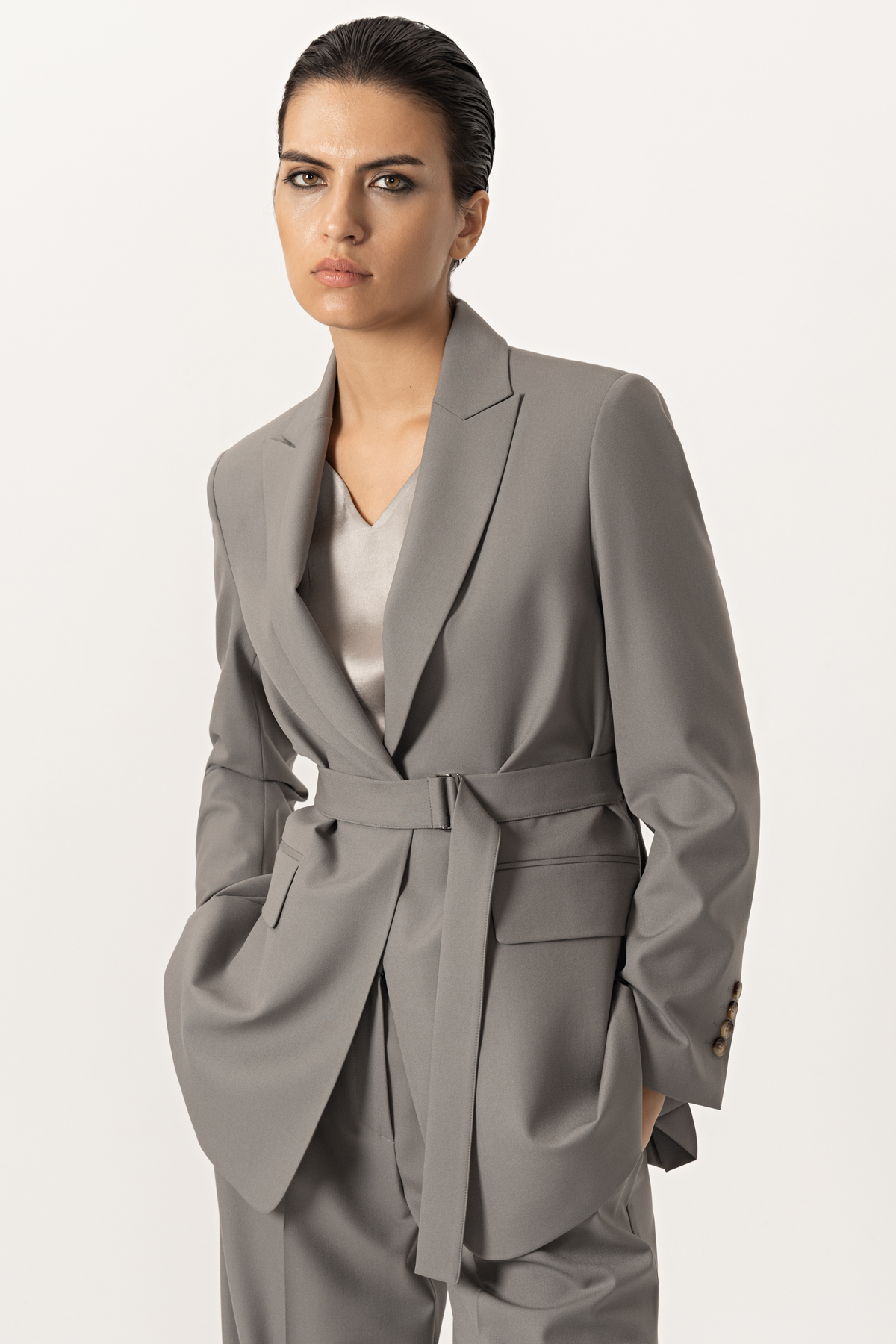 Жакет с гофрированной спинкой VASSA&Co, пол женский, цвет коричневый