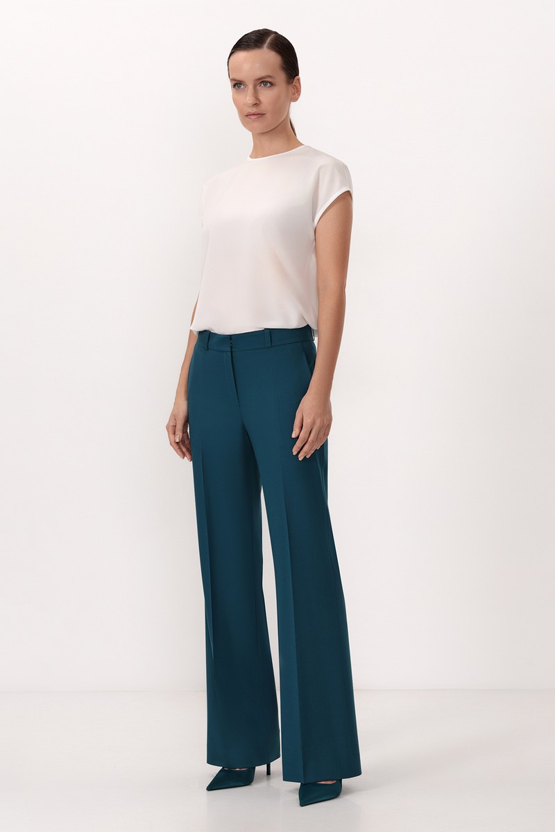 Брюки , пол female, цвет голубой