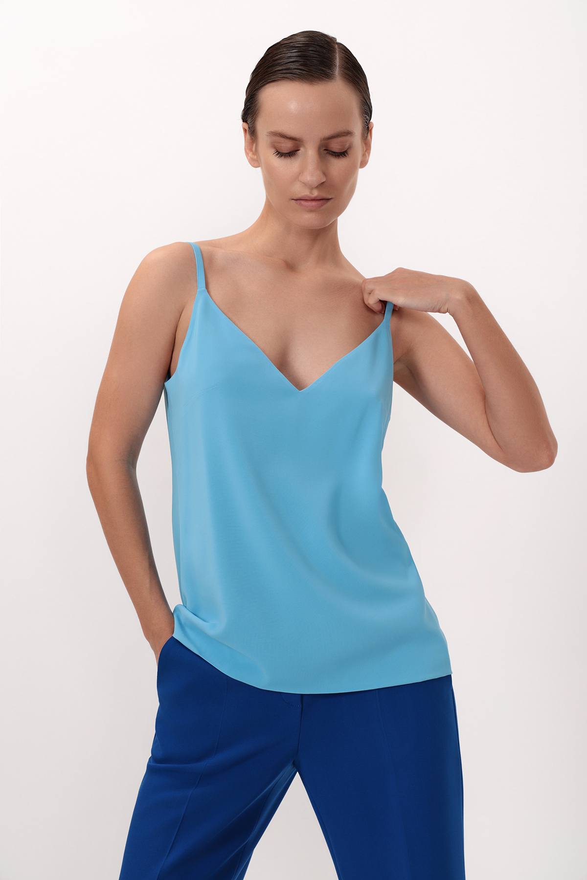 Базовый топ VASSA&Co, пол женский, цвет синий